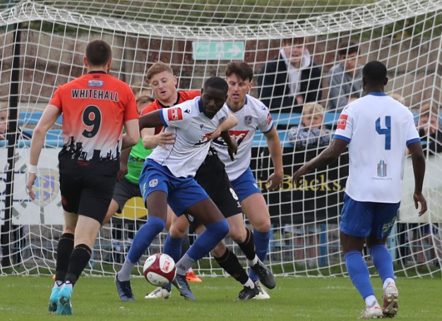 Soi kèo ngày mai Stevenage vs Guiseley chuẩn thắng